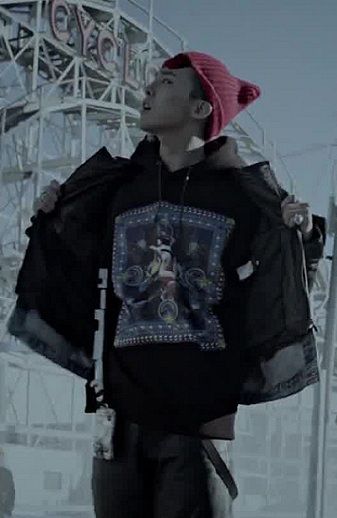 Thời Trang Paris : Áo thun nam Givenchy và Yves Saint Laurent ( YSL ) - 36