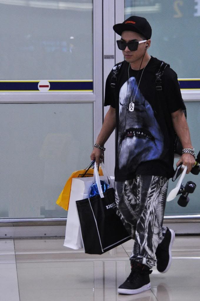 Thời Trang Paris : Áo thun nam Givenchy và Yves Saint Laurent ( YSL ) - 11