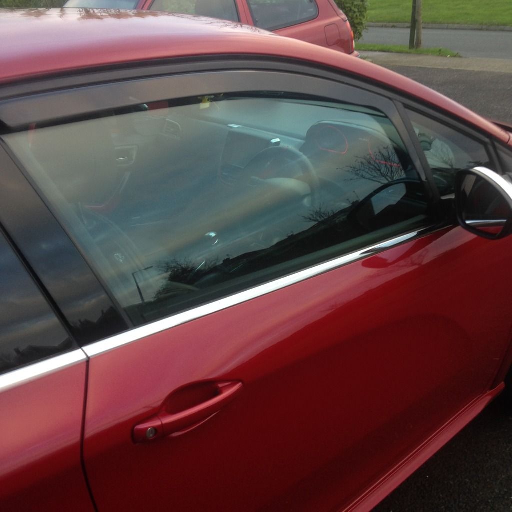 Fitted wind deflectors Peugeot 208 Forums