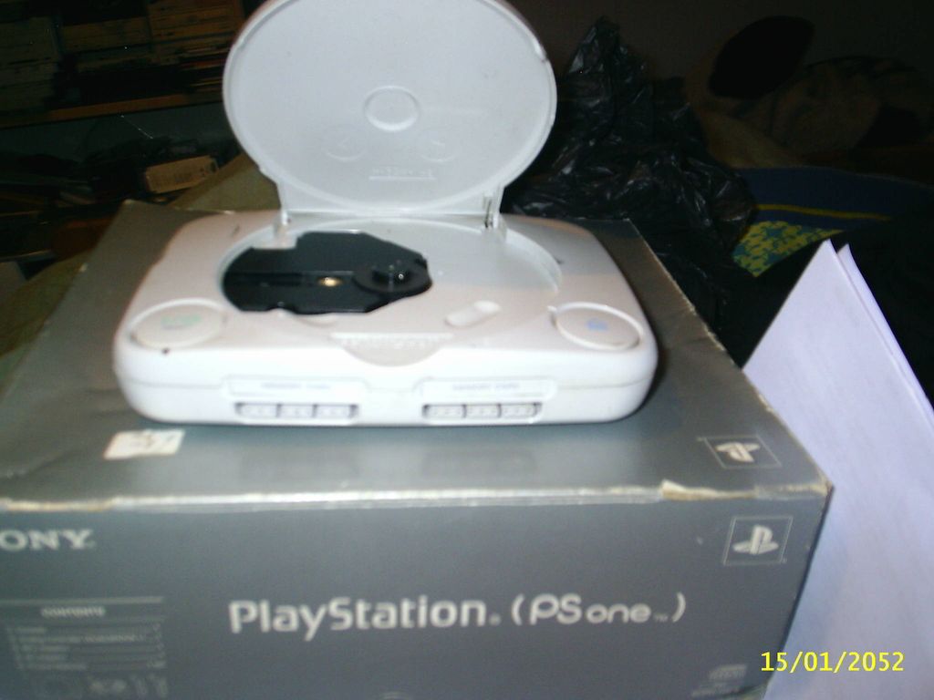Buy Genuine Sega Dreamcast VMU NTSC PAL - White No Cap HKT-7000