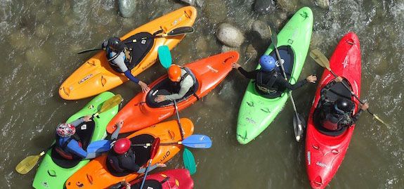 Kayaks on rio Jatunyacu photo