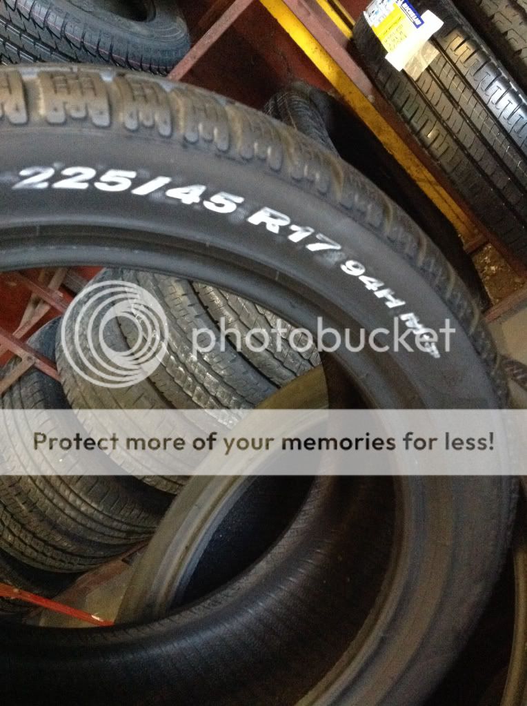 有关以下物品的详细资料: pneumatici invernali tires